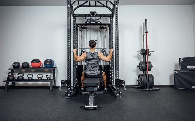 Man doing Lat pulldowns on Ares 2.0